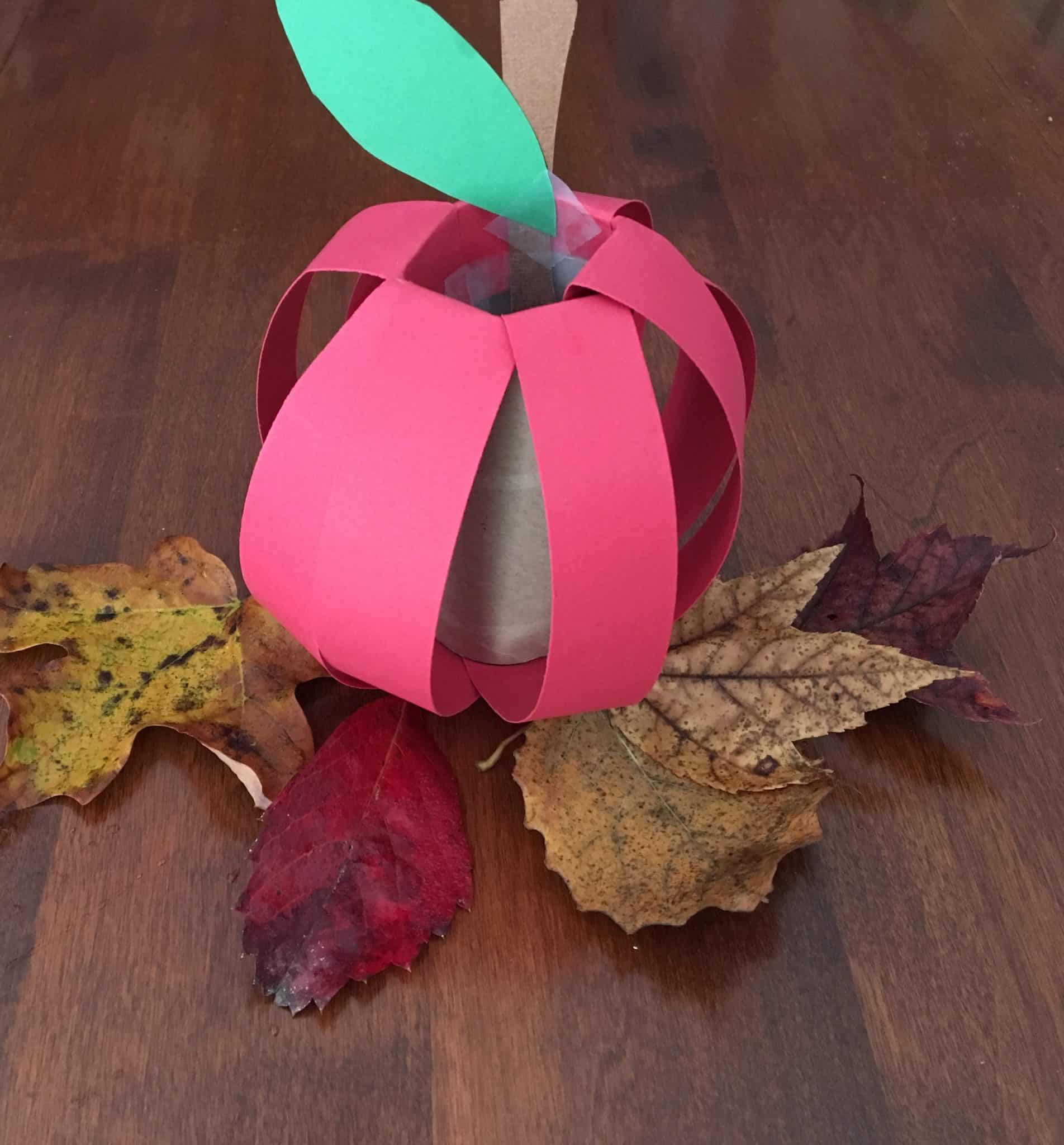 fall-apple-craft-using-a-toilet-paper-roll-also-suitable-for-teaching-letter-a-snow-white-craft