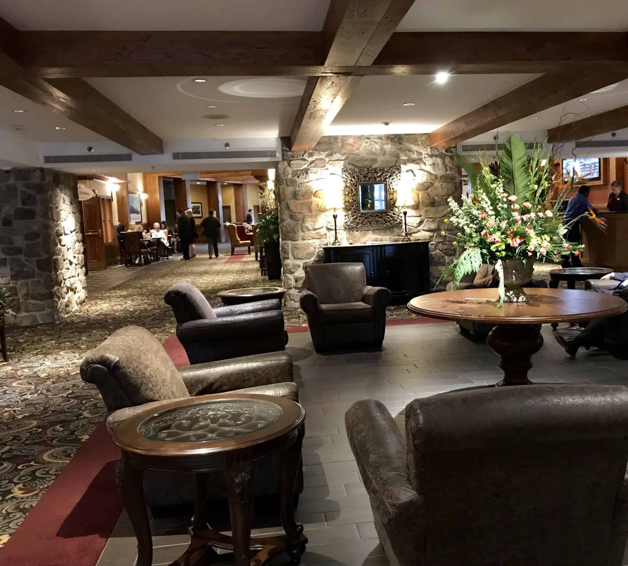My-Review-Hershey-Lodge-Lobby