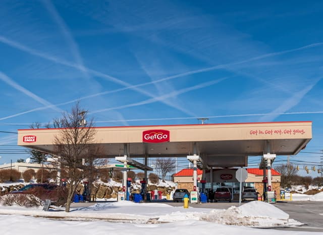 Giant Eagle Getgo gas station