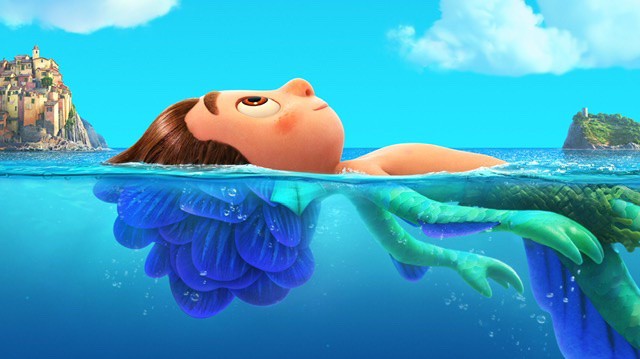 Luca swimming in Pixar’s movie.
