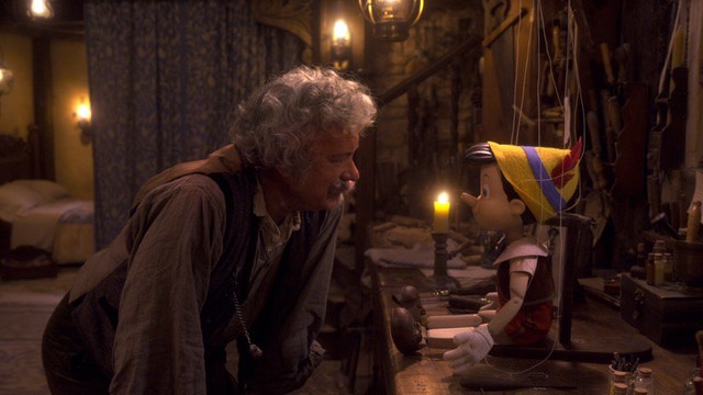 Geppetto (Tom Hanks) talking with Pinocchio in the 2022 Live Action