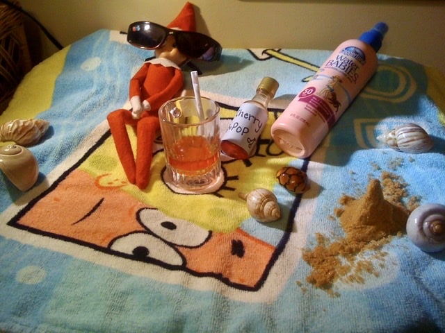 Elf on the Shelf Suntanning Idea for Kids