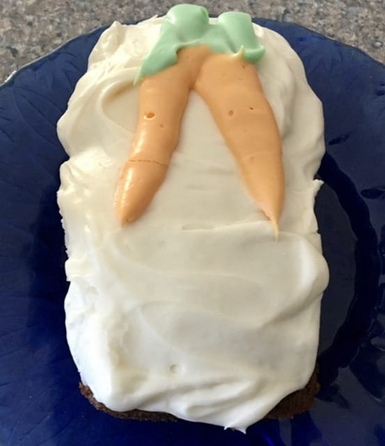 Carrot cake mini loaf with cream cheese frosting